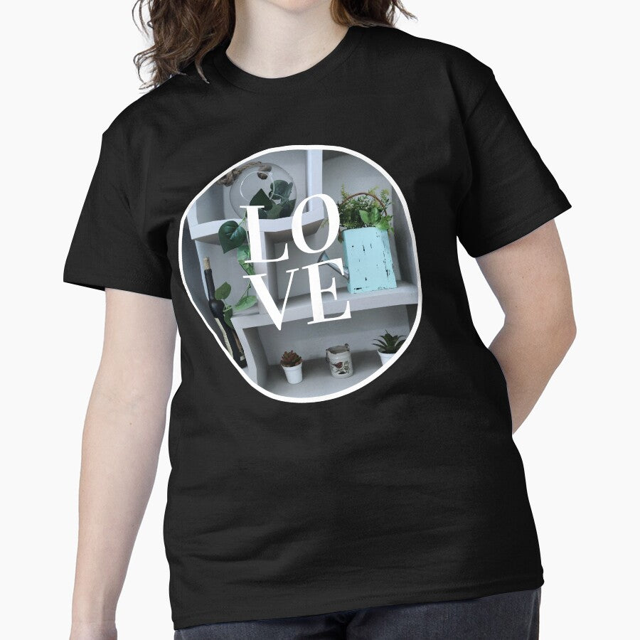 LOVE plants + wine Classic T-Shirt